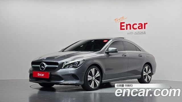 Mercedes-Benz CLA-Class CLA250 4MATIC