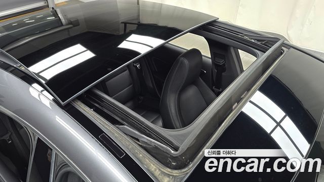 Mercedes-Benz CLA-Class CLA250 4MATIC