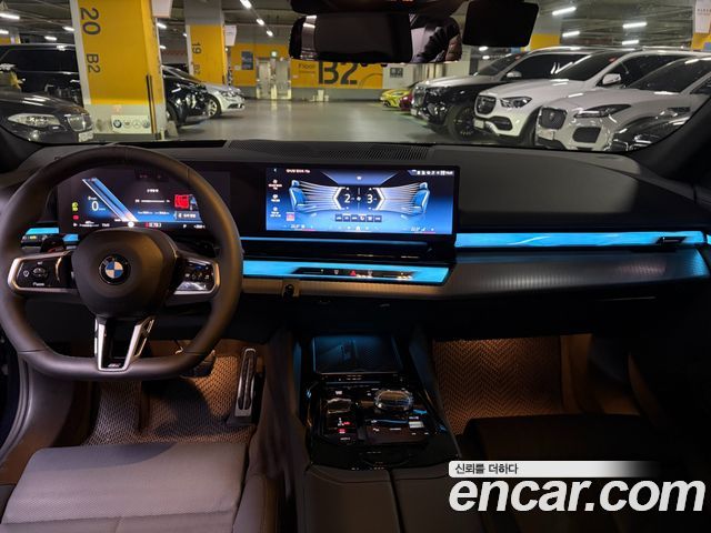 BMW 5-Series 530i xDrive M Sport