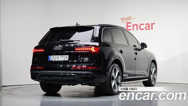 Audi Q7 55 TFSI Quattro Premium