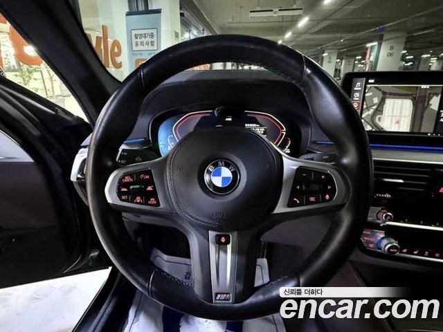 BMW 5-Series 523d M Sport