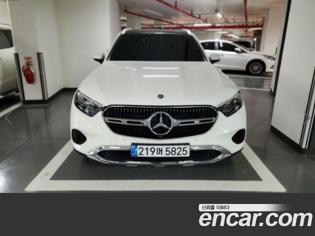 Mercedes-Benz GLC-Class GLC 300 4MATIC Avantgarde