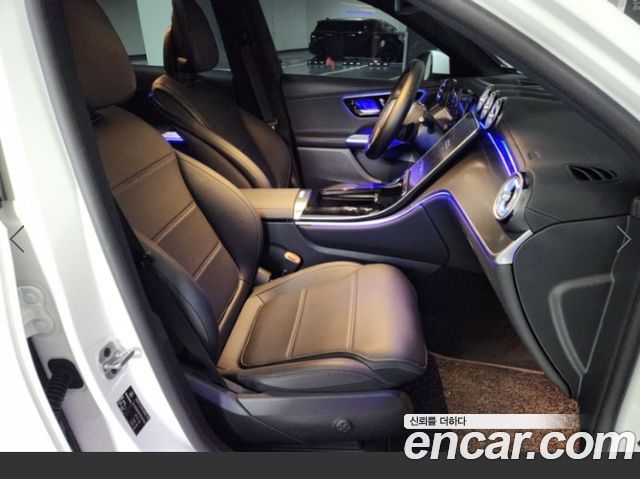 Mercedes-Benz GLC-Class GLC 300 4MATIC Avantgarde