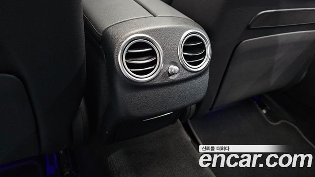 Mercedes-Benz E-Class E300 4MATIC Exclusive