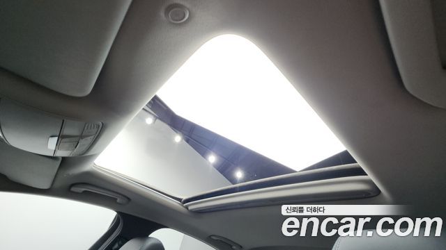 Mercedes-Benz E-Class E300 4MATIC Exclusive