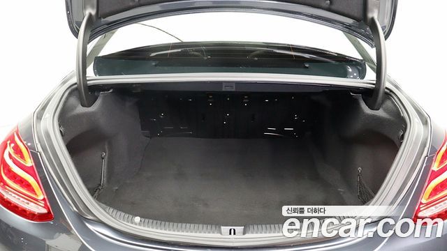 Mercedes-Benz C-Class C200 Avantgarde