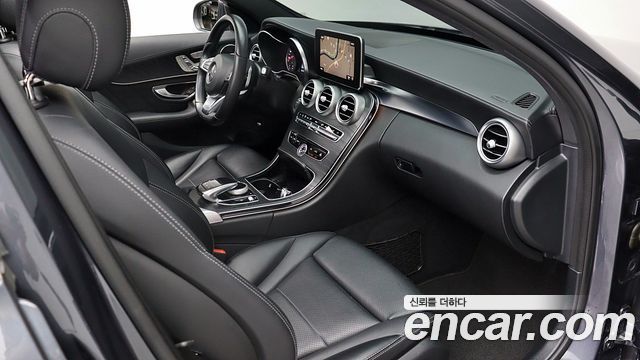 Mercedes-Benz C-Class C200 Avantgarde