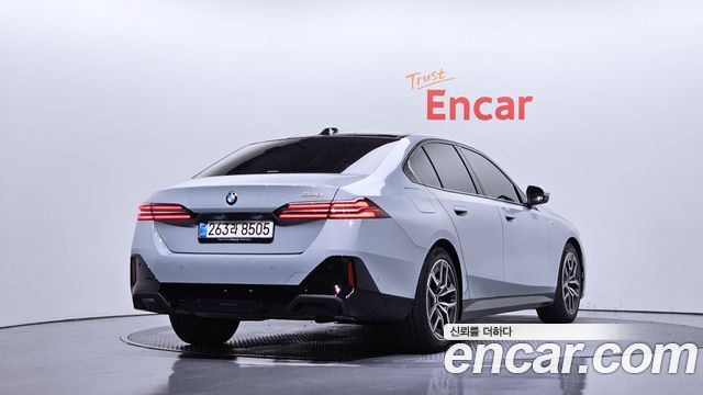 BMW 5-Series 520i M Sport