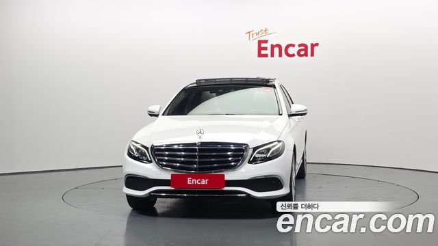 Mercedes-Benz E-Class E300 Exclusive