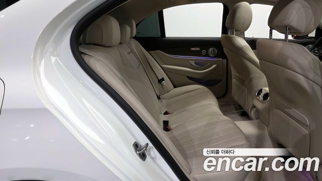 Mercedes-Benz E-Class E300 Exclusive