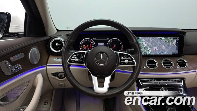 Mercedes-Benz E-Class E300 Exclusive