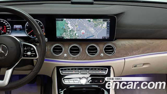 Mercedes-Benz E-Class E300 Exclusive