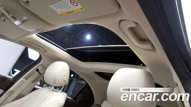 Mercedes-Benz E-Class E300 Exclusive