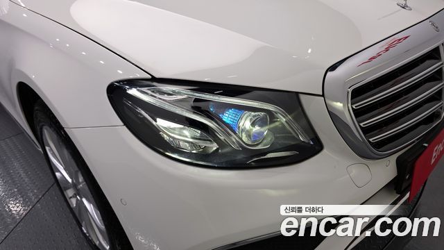 Mercedes-Benz E-Class E300 Exclusive