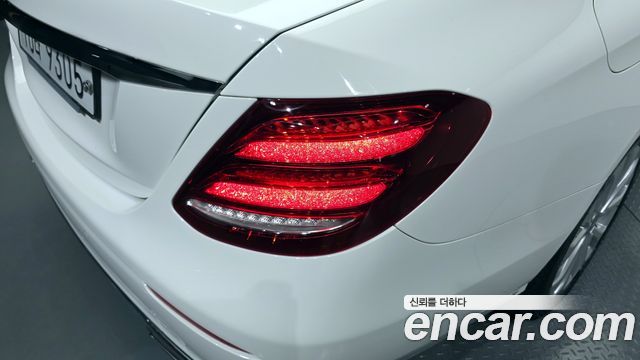 Mercedes-Benz E-Class E300 Exclusive