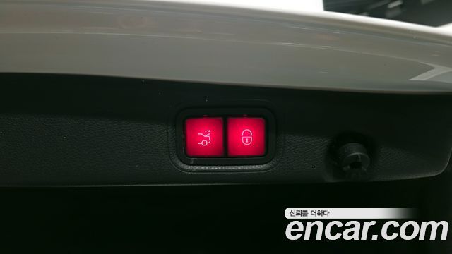 Mercedes-Benz E-Class E300 Exclusive