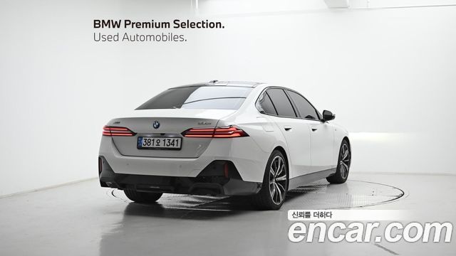 BMW 5-Series 530i xDrive M Sport