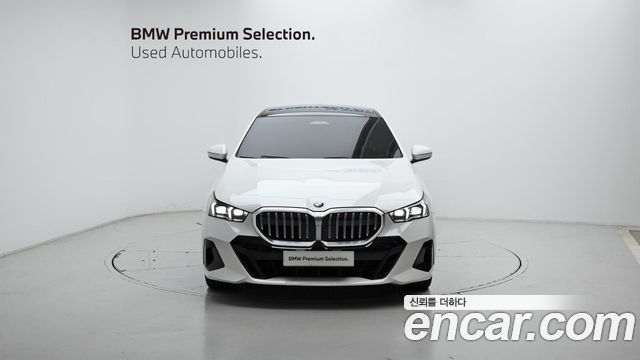 BMW 5-Series 530i xDrive M Sport