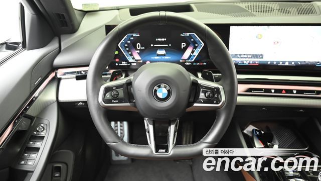 BMW 5-Series 530i xDrive M Sport