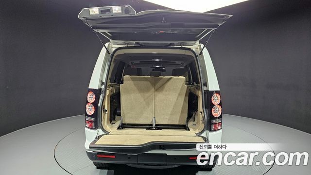 Land Rover Discovery 3.0 SDV6 SE