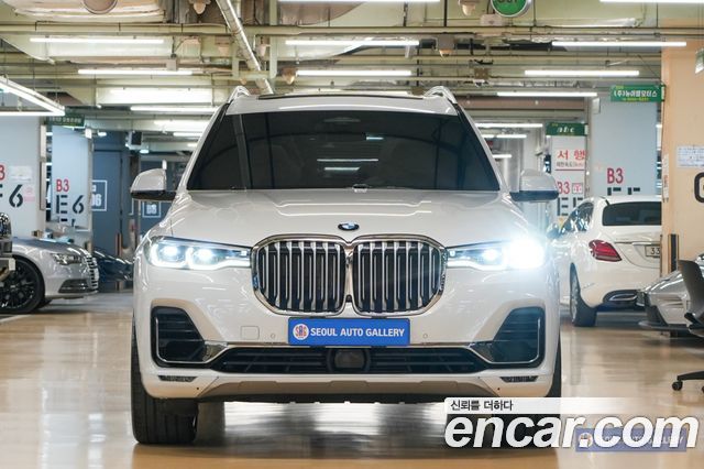 BMW X7 xDrive 30d Design Pure Excellence First Edition 6-Seater