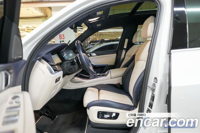 BMW X7 xDrive 30d Design Pure Excellence First Edition 6-Seater