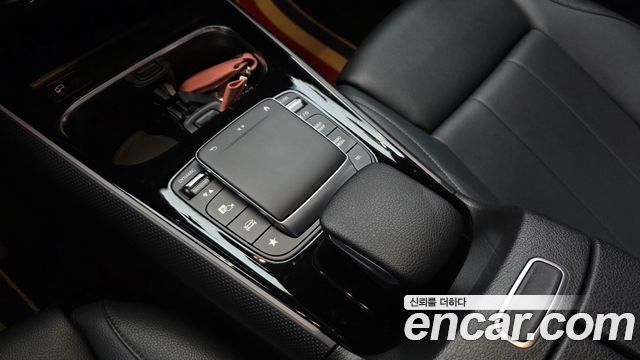 Mercedes-Benz GLB-Class GLB200 d