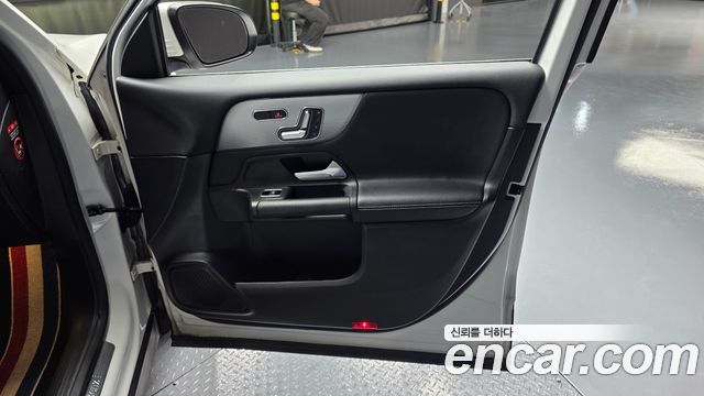 Mercedes-Benz GLB-Class GLB200 d