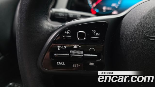 Mercedes-Benz GLB-Class GLB200 d