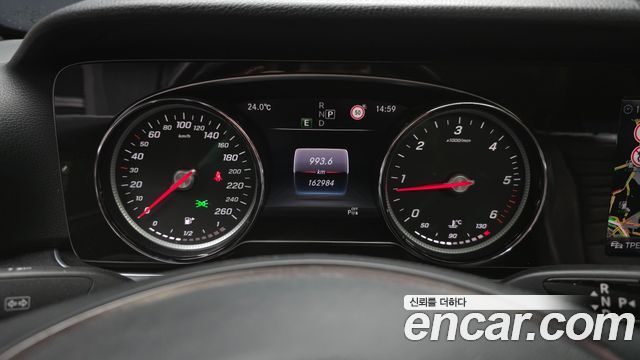 Mercedes-Benz E-Class E220d 4MATIC Avantgarde