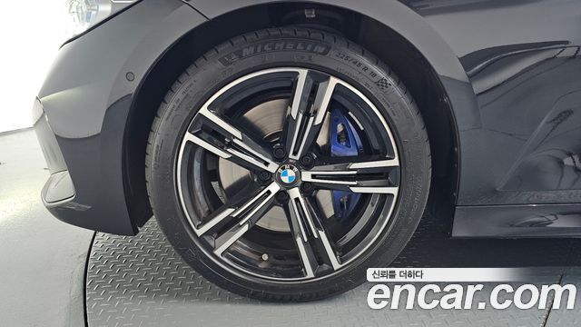 BMW 3-Series 320i Touring M Sports