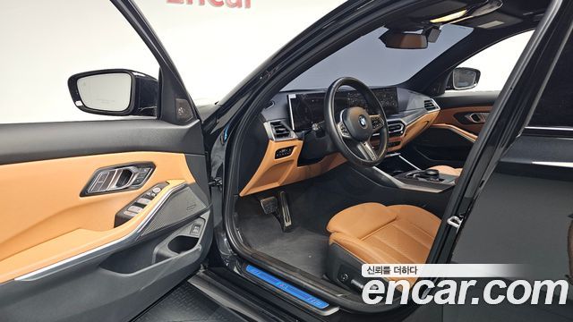 BMW 3-Series 320i Touring M Sports