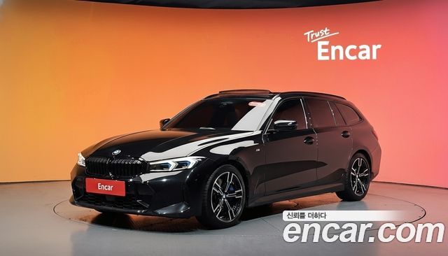 BMW 3-Series 320i Touring M Sports