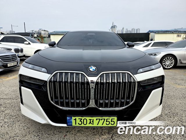 BMW 7-Series 740i sDrive M Sport