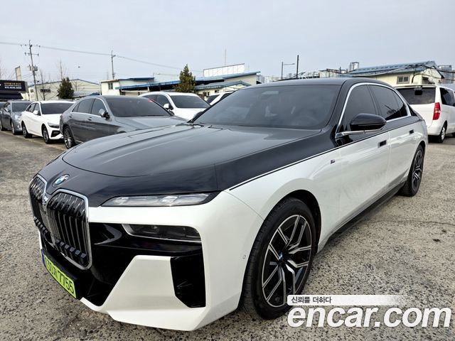BMW 7-Series 740i sDrive M Sport