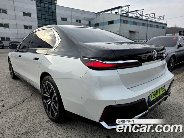 BMW 7-Series 740i sDrive M Sport