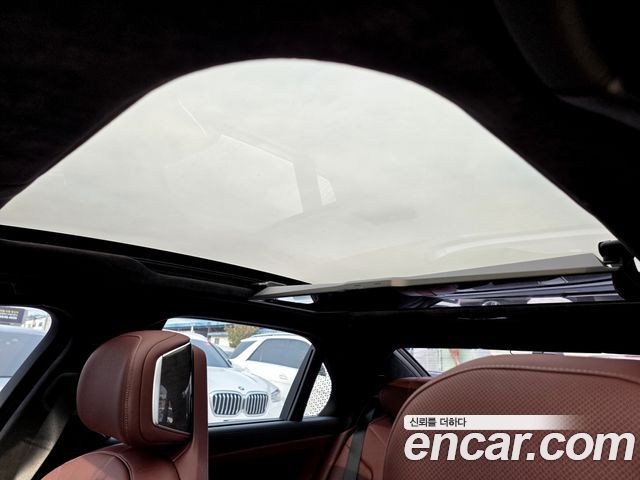 BMW 7-Series 740i sDrive M Sport