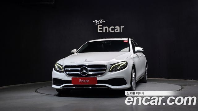 Mercedes-Benz E-Class E220d Avantgarde
