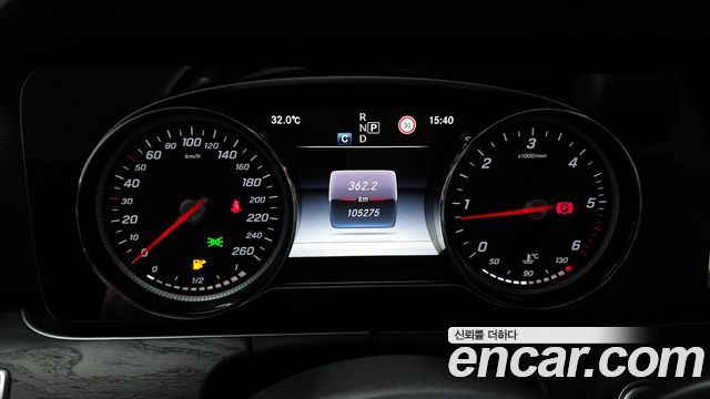 Mercedes-Benz E-Class E220d Avantgarde
