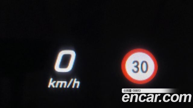 Mercedes-Benz E-Class E220d Avantgarde