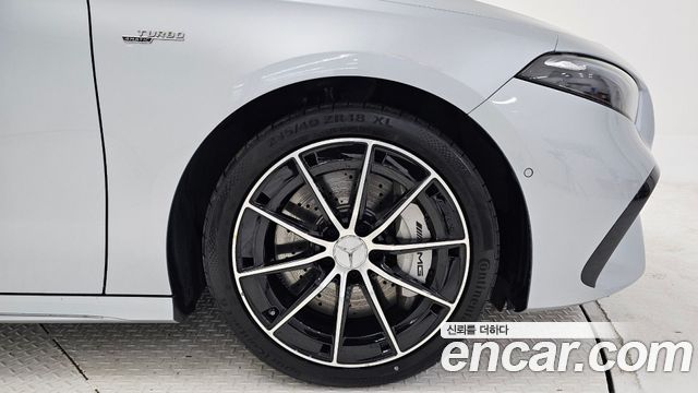 Mercedes-Benz A-Class AMG A35 4MATIC Sedan