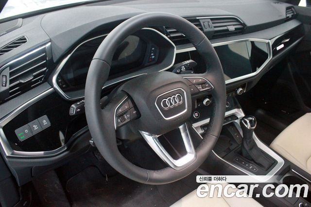 Audi Q3 40 TFSI Quattro Premium
