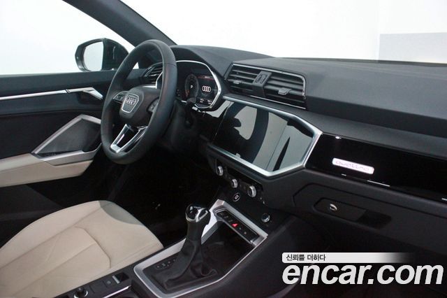 Audi Q3 40 TFSI Quattro Premium