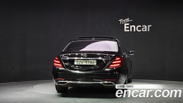 Mercedes-Benz S-Class S560L 4MATIC
