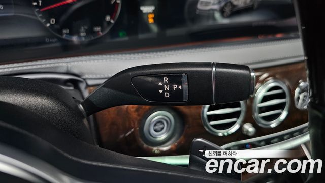 Mercedes-Benz S-Class S560L 4MATIC