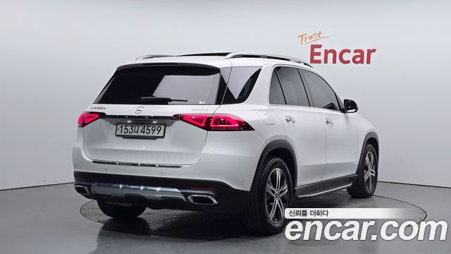 Mercedes-Benz GLE-Class GLE300d 4MATIC