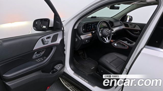 Mercedes-Benz GLE-Class GLE300d 4MATIC