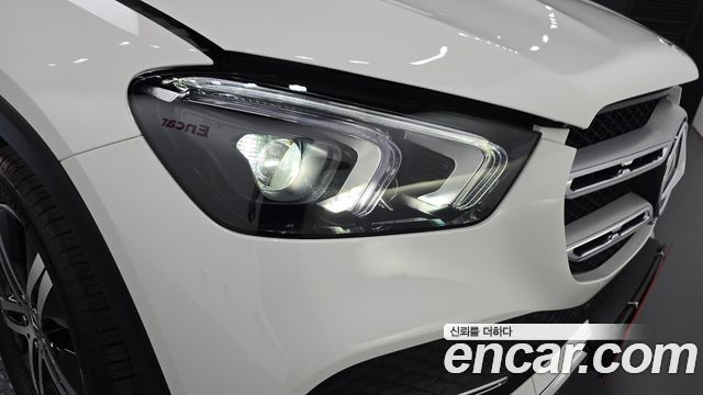 Mercedes-Benz GLE-Class GLE300d 4MATIC
