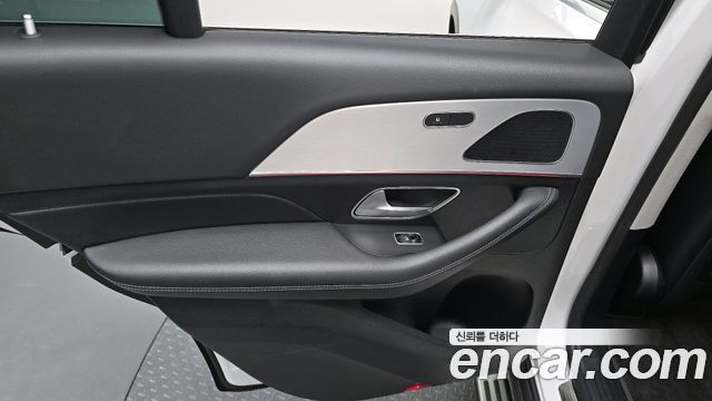 Mercedes-Benz GLE-Class GLE300d 4MATIC