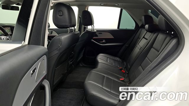 Mercedes-Benz GLE-Class GLE300d 4MATIC